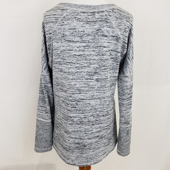 Athleta Sweatshirt Blissful Shark Bite Side Zip Sweatshirt Gray size Medium - Picture 8 of 9